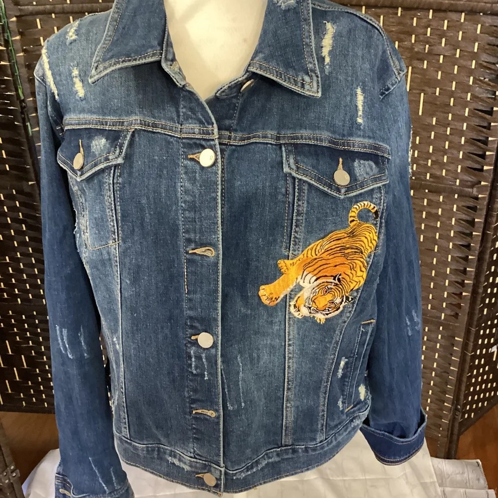 DENIM  Customized Distressed Patch Jacket